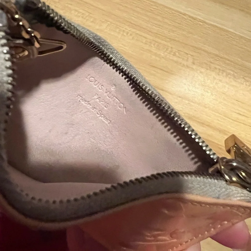 Louis Vuitton Key Cles Pochette Keychain Change Monogram Vernis Coin Pouch LV - Picture 7 of 14